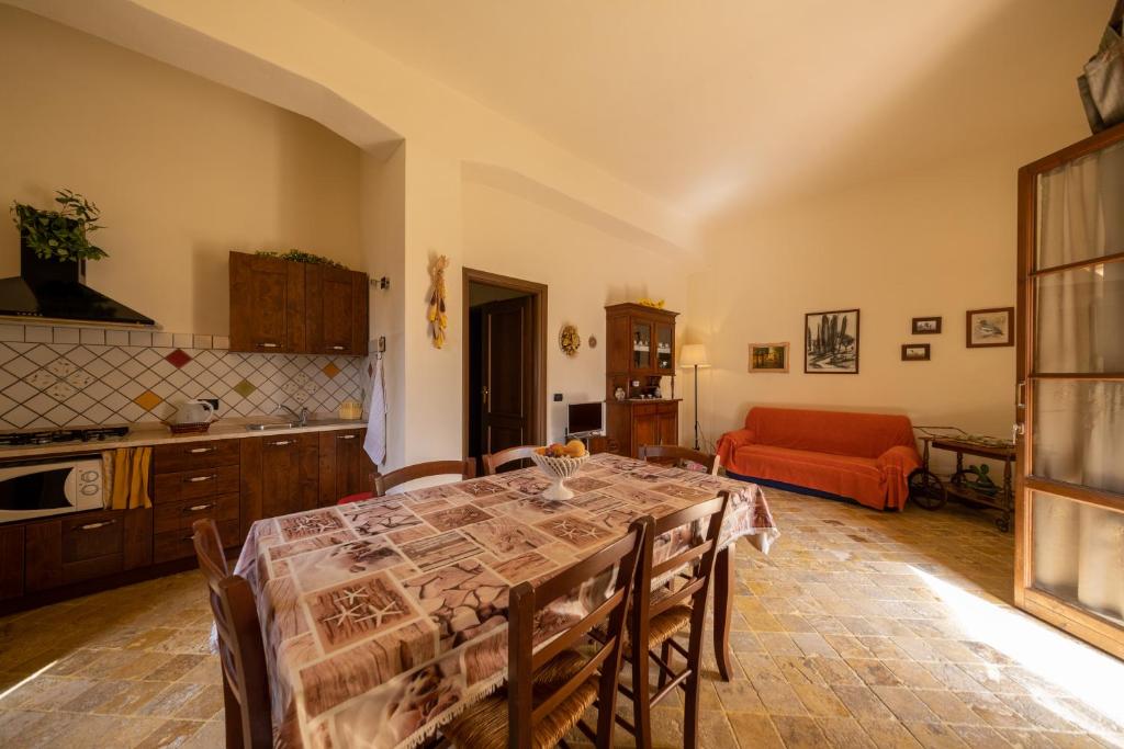 Kuchyň nebo kuchyňský kout v ubytování Agriturismo Due Ponti