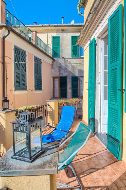 A balcony or terrace at Chiara House