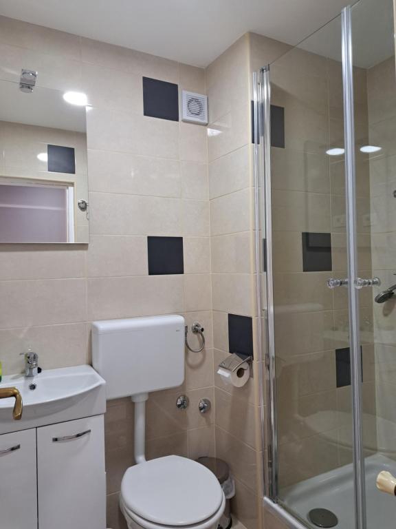 Apartmani i sobe Đurđan - 1