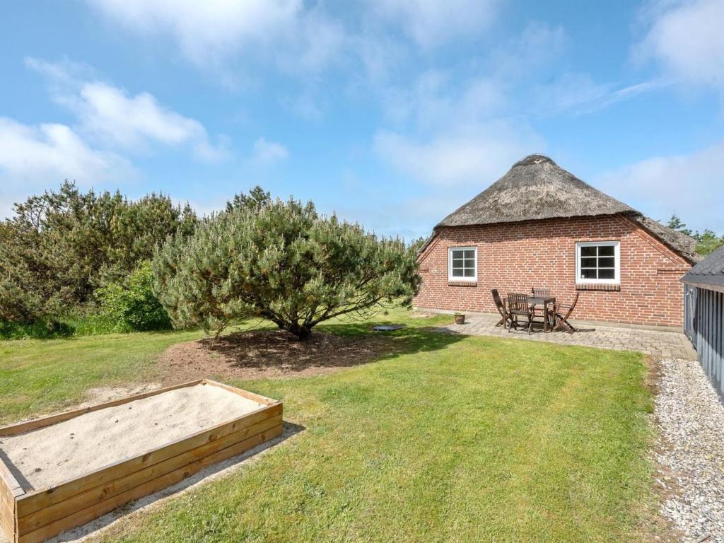 Zahrada ubytování Holiday Home Pasi - 1-2km from the sea by Interhome