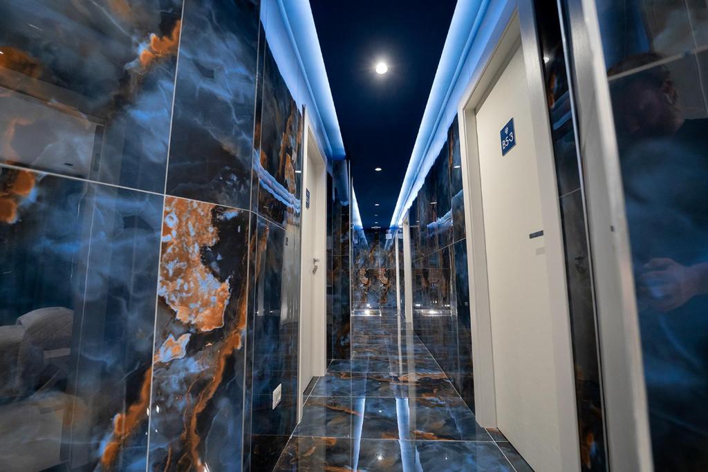 پی سی Boutique H. LifeStyle، Napoli Centro، توسط ClaPa Group Dislocated Hospitality, آژانس هواپیمایی آسمان سپید