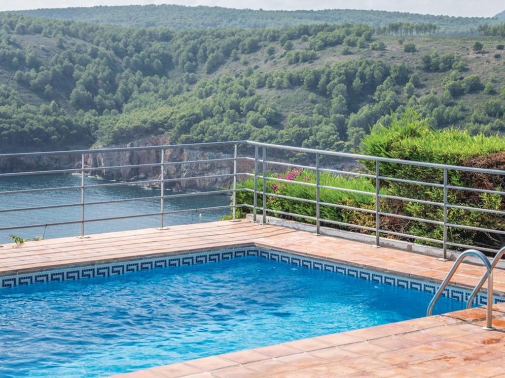 Bazén v ubytování Holiday Home Garbinell I by Interhome nebo v jeho okolí