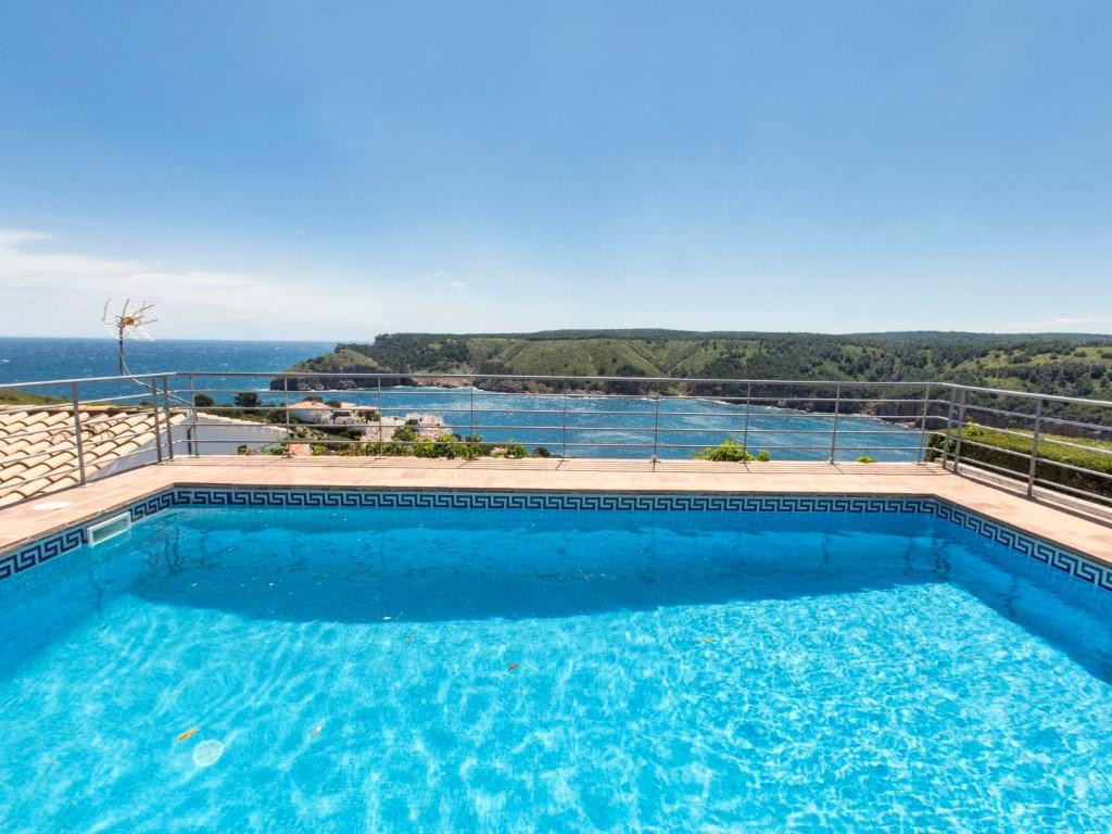 Bazén v ubytovaní Holiday Home Garbinell II by Interhome alebo v jeho blízkosti