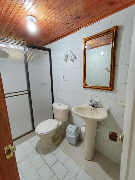Parque Bioflora - Habitación Triple Con Vista Al Jardín