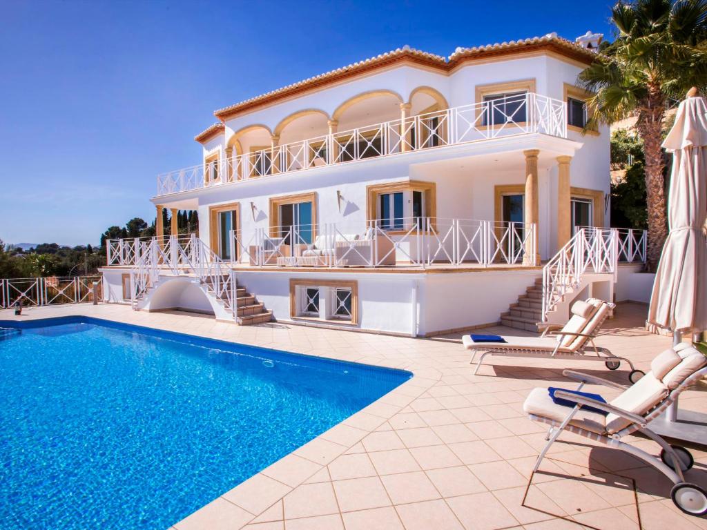 Bazén v ubytování Holiday Home Casa Las Terrazas by Interhome nebo v jeho okolí