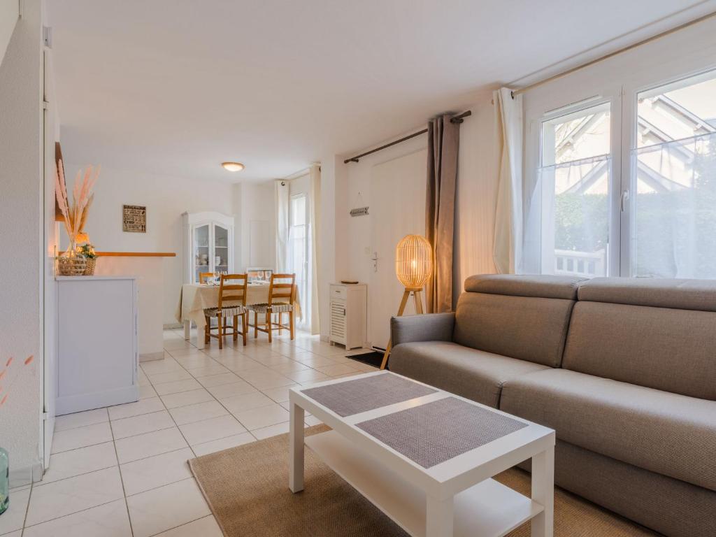 Zdjęcie z galerii obiektu Holiday Home Les Goélands-28 by Interhome w mieście Dives-sur-Mer