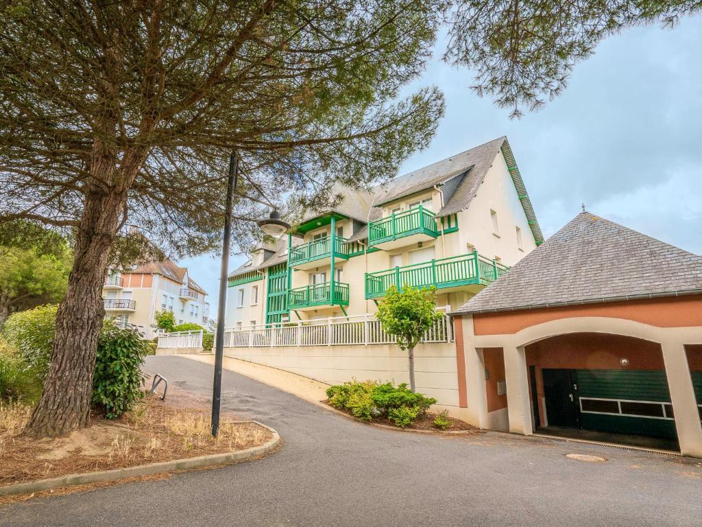 Zdjęcie z galerii obiektu Holiday Home Les Goélands-28 by Interhome w mieście Dives-sur-Mer