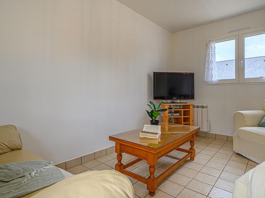 Telewizja i/lub zestaw kina domowego w obiekcie Holiday Home Le Ketch by Interhome
