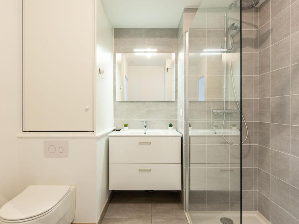 Koupelna v ubytování Apartment Cap Aréa by Interhome