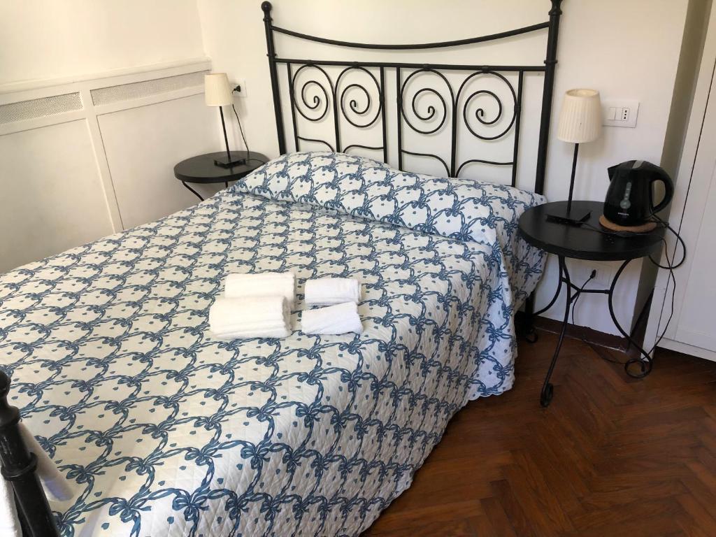 Casa Ortensia Blu - Double Room With Private External Bathroom