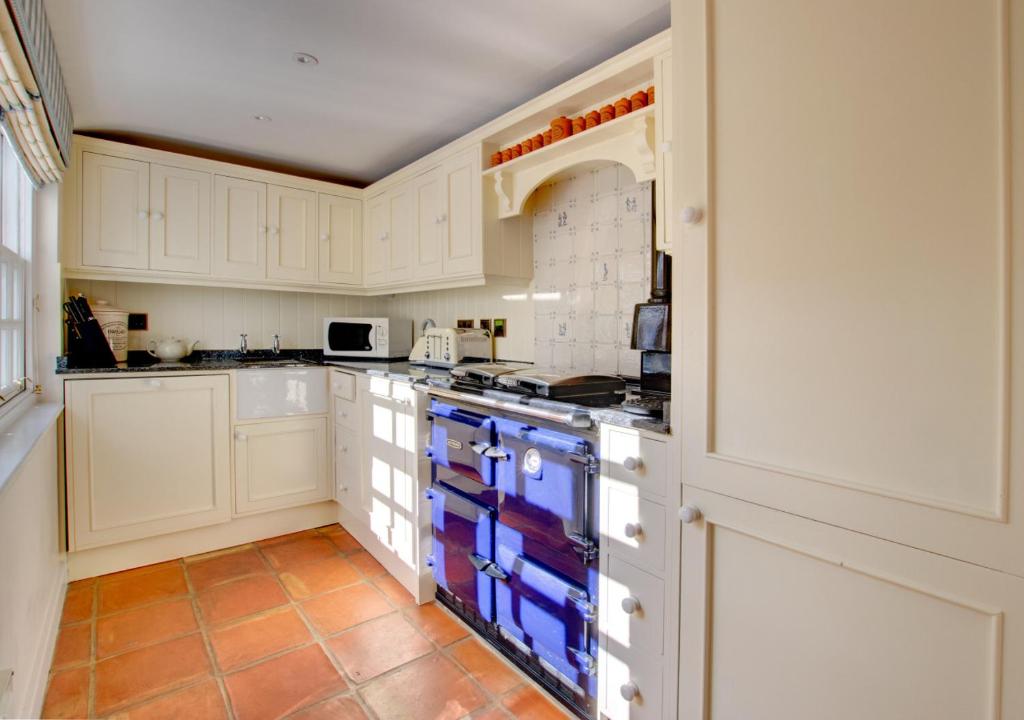 Kuchyň nebo kuchyňský kout v ubytování Stannard Cottage