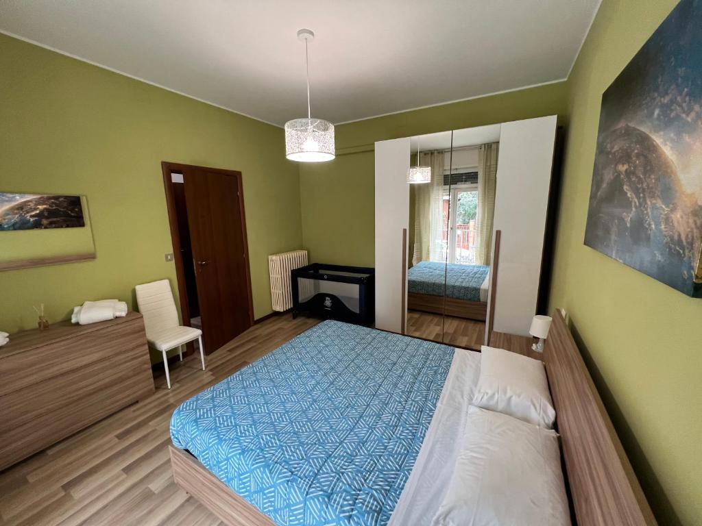 Ένα ή περισσότερα κρεβάτια σε δωμάτιο στο Orio EASY RELAX 24H Airport 2 - Top appartment