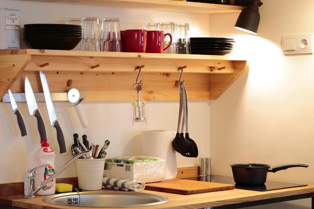 Maverick Apartments - Resim 9