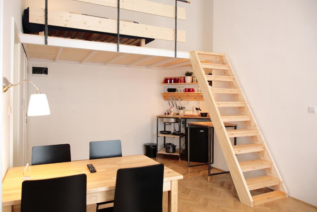 Maverick Apartments - Resim 17