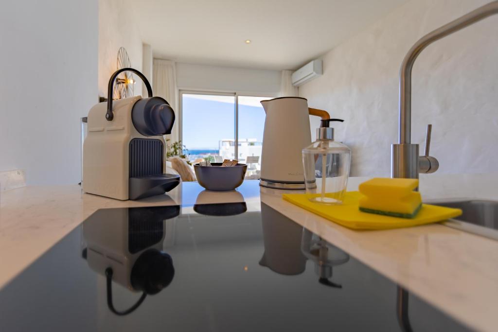 Kuchyňa alebo kuchynka v ubytovaní Whalehouse 1 - Design & Terrace - Unique!