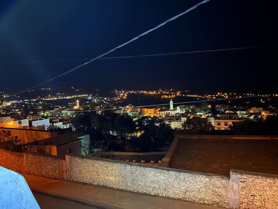 Nespecifikovaný výhled na destinaci Šafšawán nebo výhled na město při pohledu z apartmánu