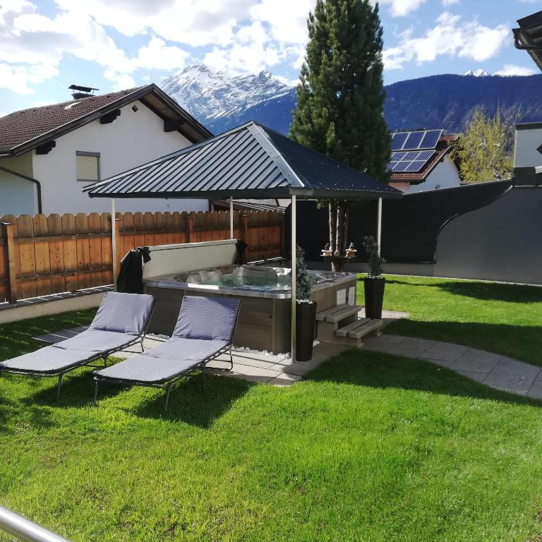 Nespecifikovaný výhled na hory nebo výhled na hory při pohledu z apartmánu