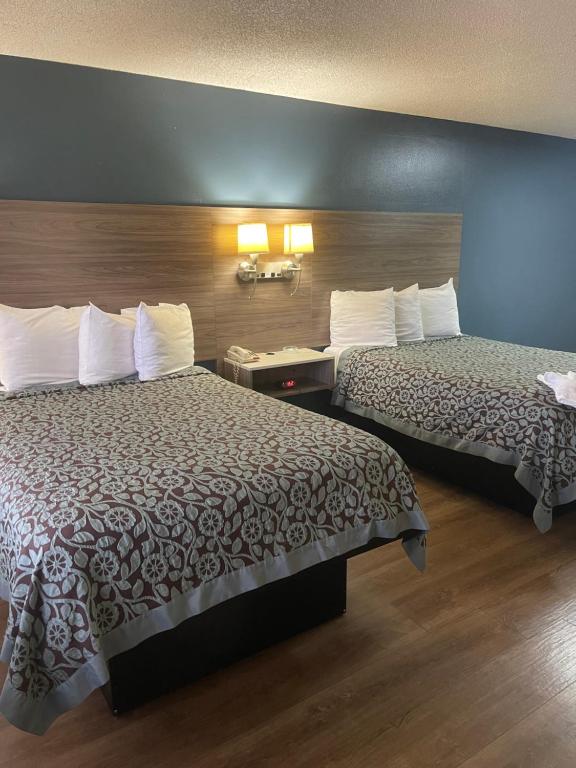 Blue Spring Inn Orange City photo