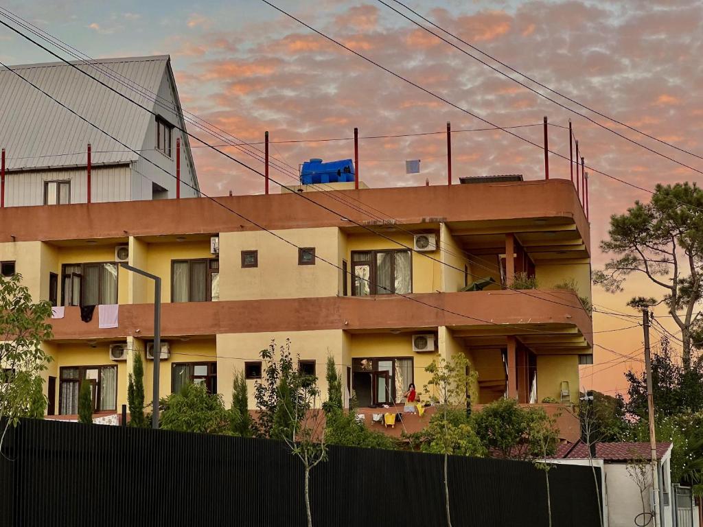 Budova, kde se hotel nachází