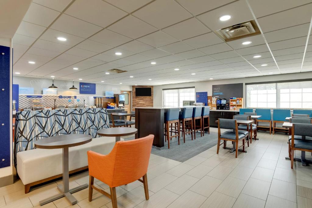 Holiday Inn Express I-95 Capitol Beltway - Largo by IHG photo