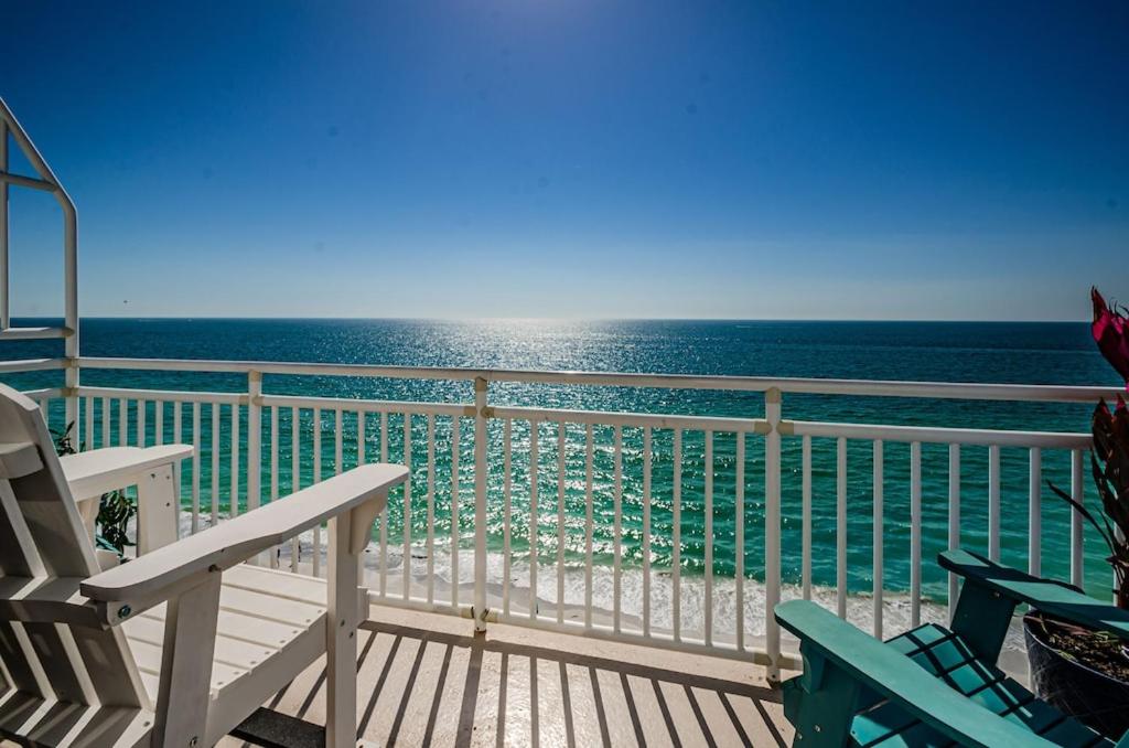 Picture of *PENTHOUSE 2 STORY CONDO* On PRIVATE beach! OPEN to enjoy the sun!, St ...