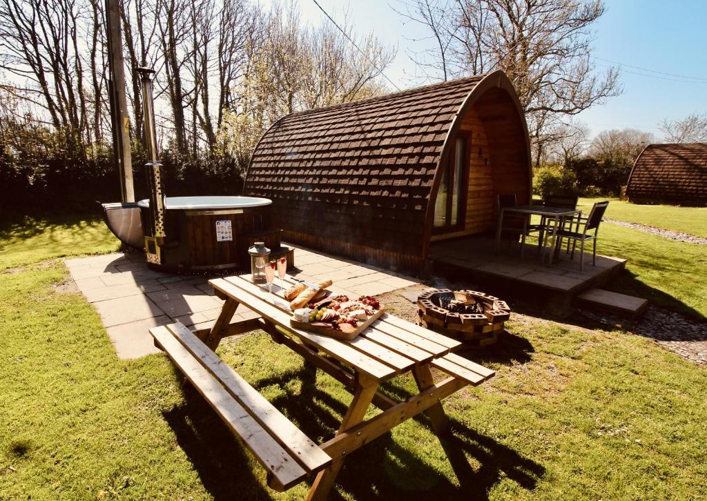 Dog Friendly Glamping Pods with Hot Tubs, Dwyran – Updated 2023 Prices