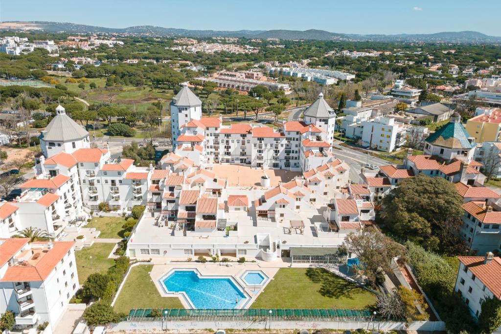 Bazén v ubytování Porto Marina - City center by HD PROPERTIES nebo v jeho okolí