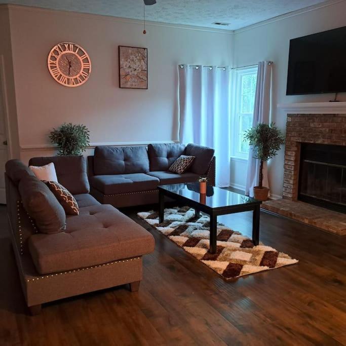 luxury, beautiful 2 bed condo, Indianapolis Updated 2023 Prices