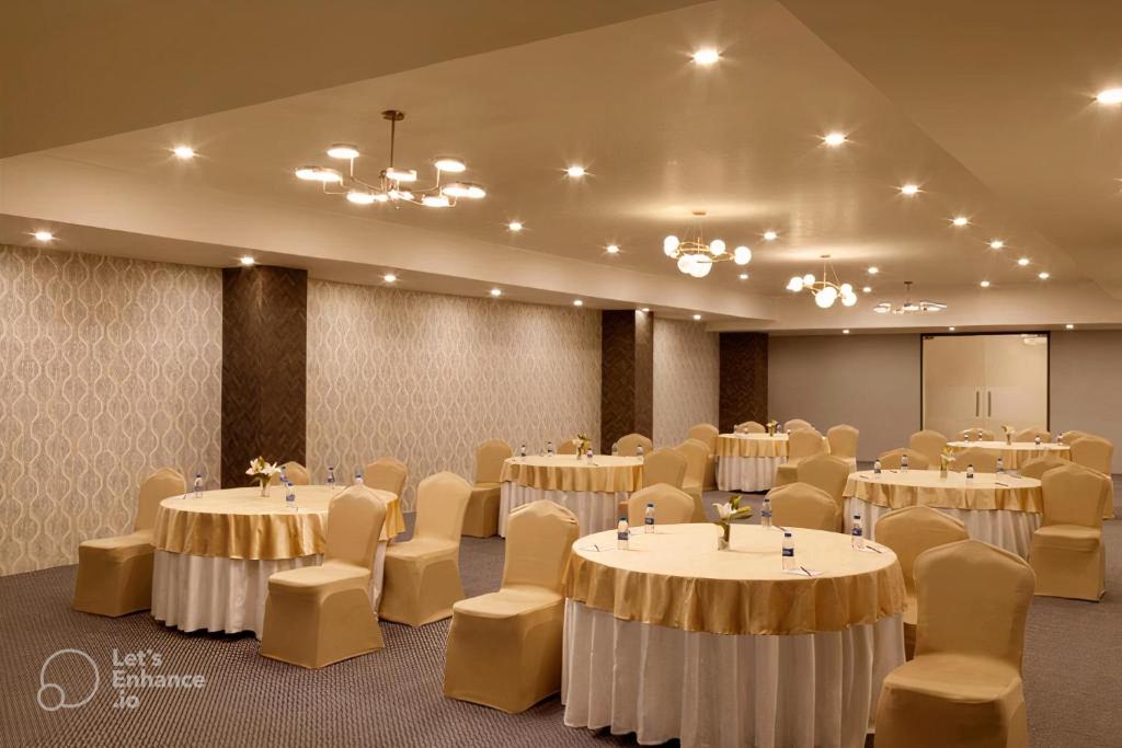 Click Hotel Jaipur, Raja Park的休息区