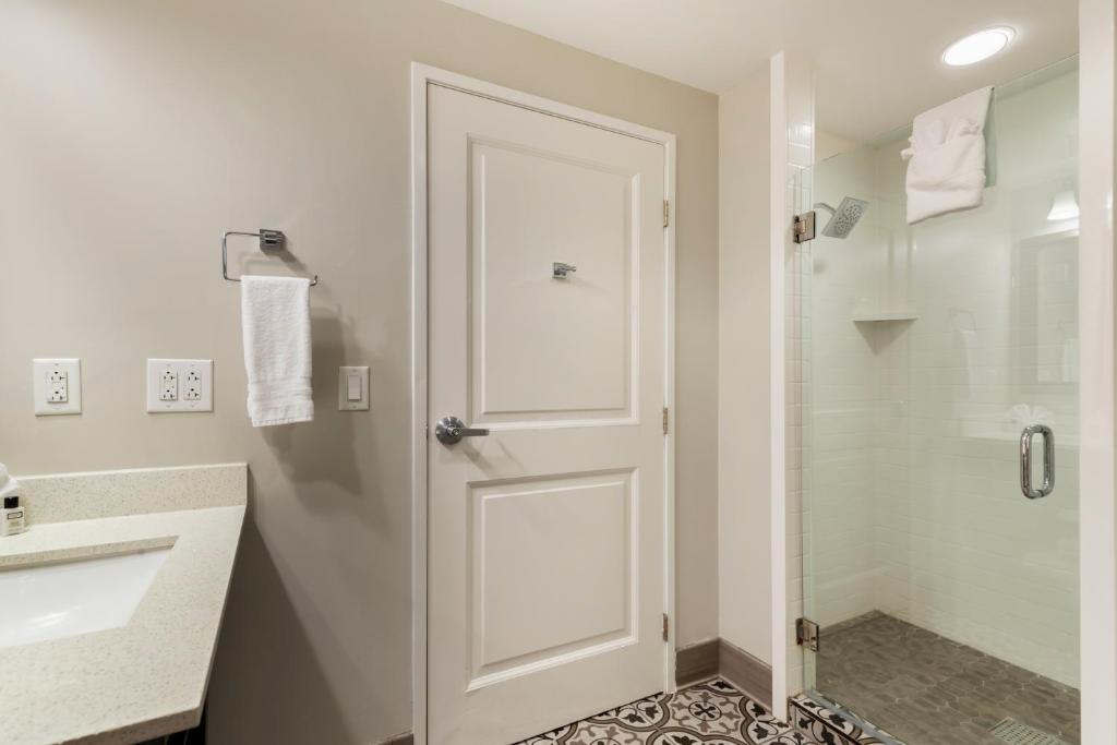 Hotel Gibbs Downtown Riverwalk - Koningin