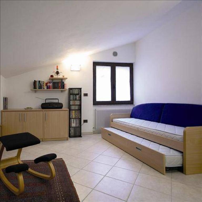 A seating area at Ciclaminis