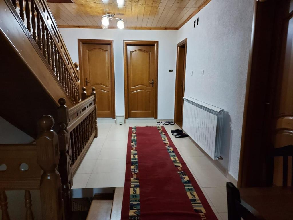 TV a/nebo společenská místnost v ubytování Guest House Trojani