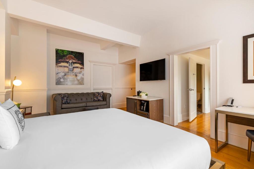 Hotel Gibbs Downtown Riverwalk - King Room Met Uitzicht Op Alamo