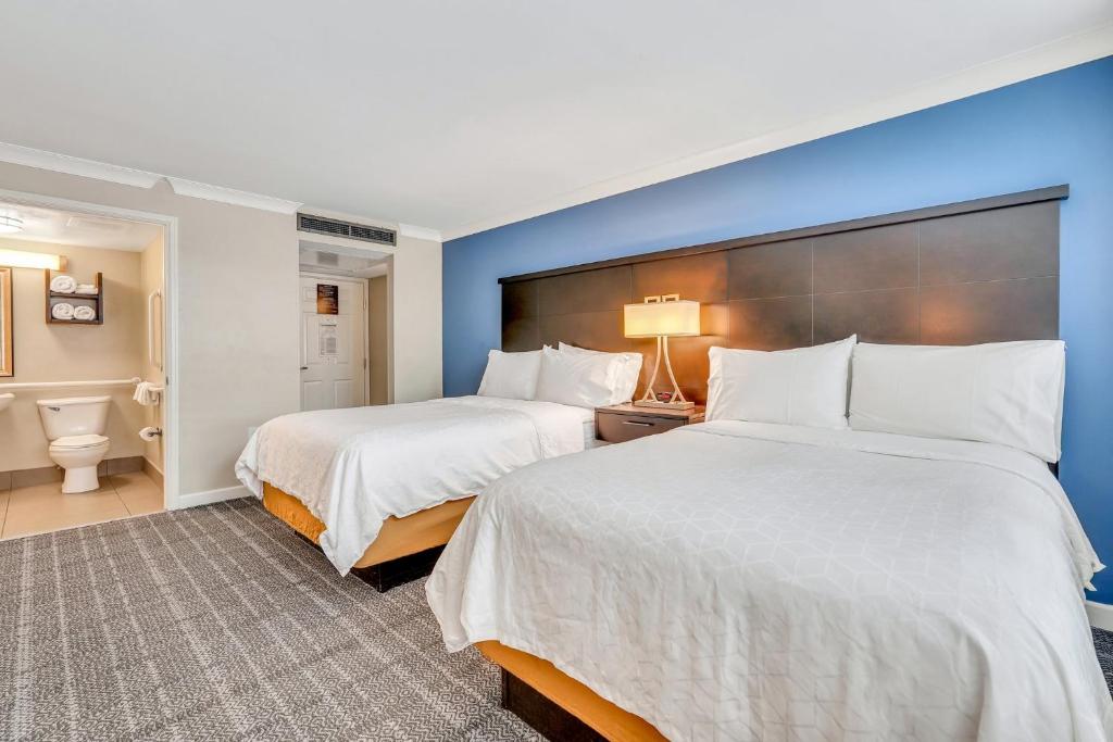 Staybridge Suites Savannah Historic District by IHG photo