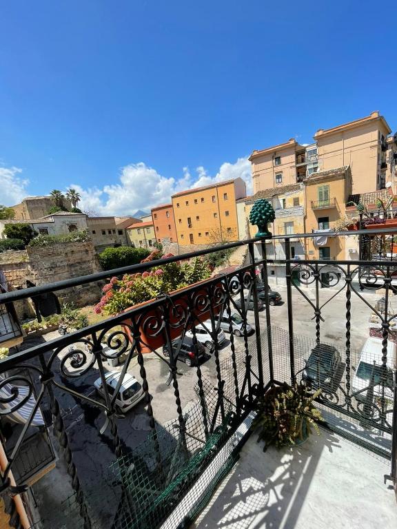 A balcony or terrace at La Baronessa