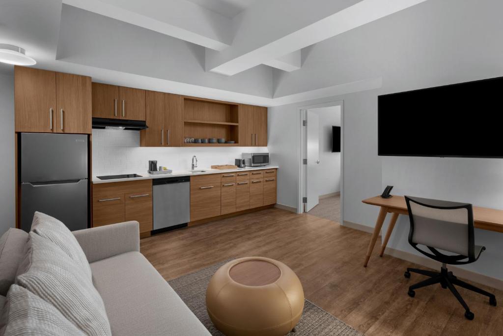Element by Marriott San Antonio Riverwalk photo