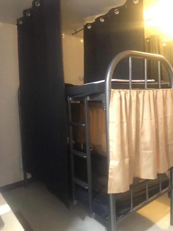 Saekyung Condominium Dormitory Ladies Only - Deluxe Double Room With Side Sea View