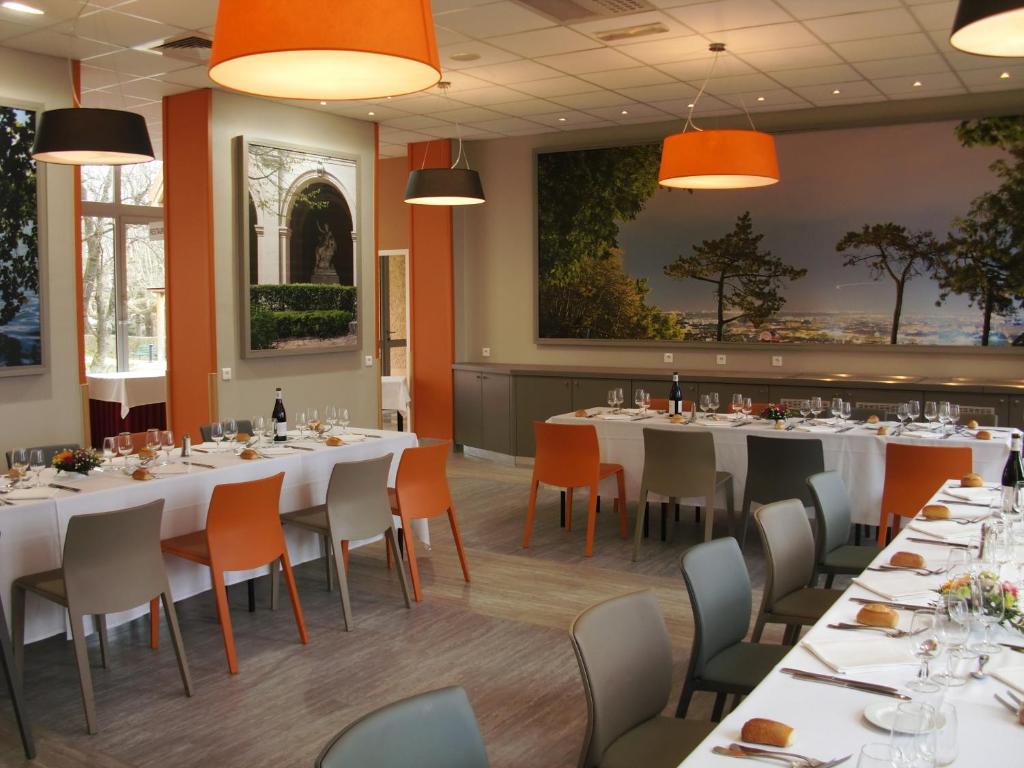 Restaurace v ubytování Domaine Lyon Saint Joseph