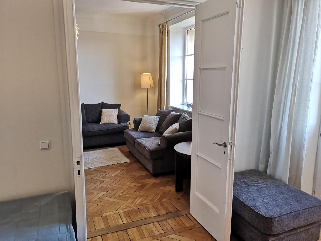 Gonsiori 3 Tenors Apartment photo