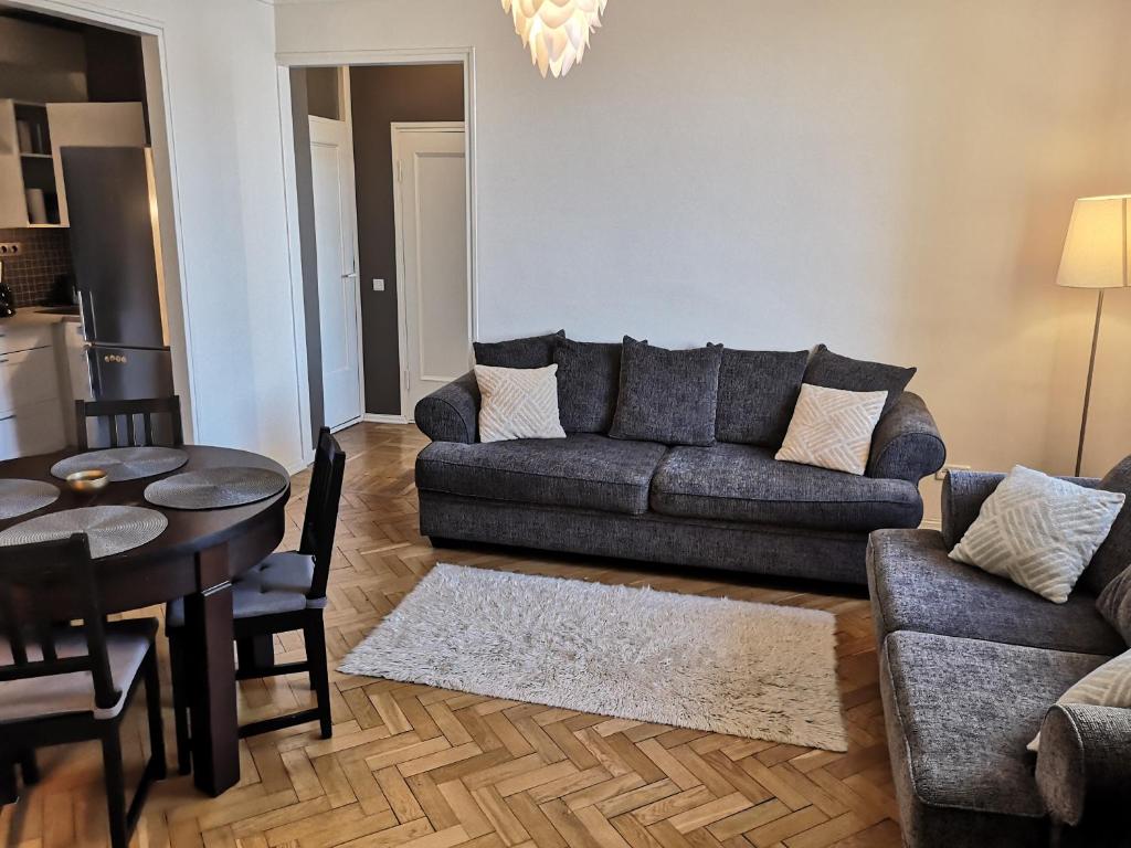 Gonsiori 3 Tenors Apartment photo