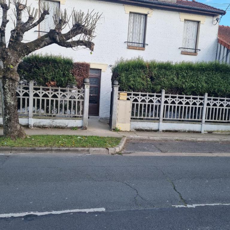 Budova, v ktorej sa apartmán nachádza