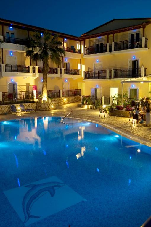 Bazén v ubytování Majestic Hotel & Spa nebo v jeho okolí