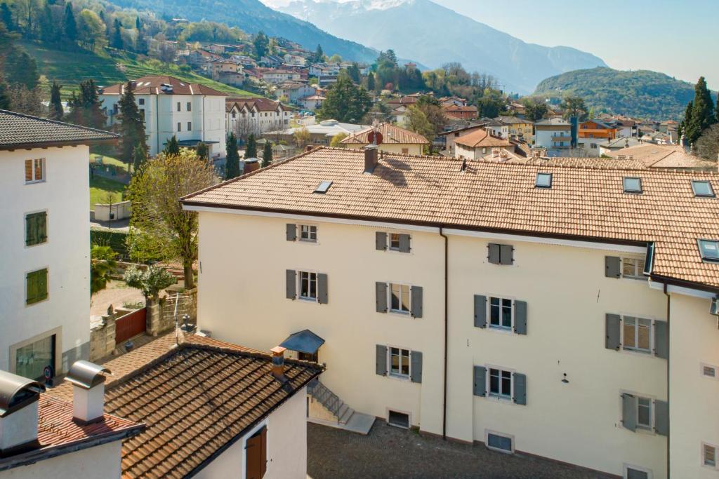 La Canonica Suite Apartments New Location - Housity