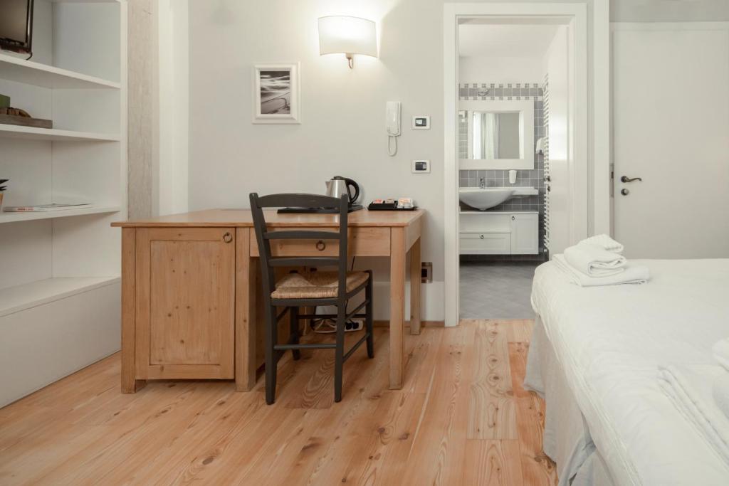 La Canonica Suite Apartments New Location - Quarto Duplo Com Banheiro Privativo