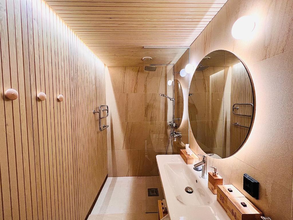 Koupelna v ubytování Nova Skyland Hotel