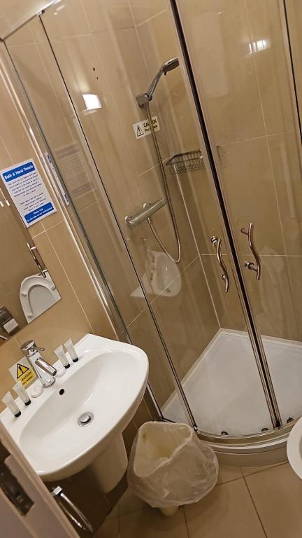 Iris Hotel Llandudno - Resim 35