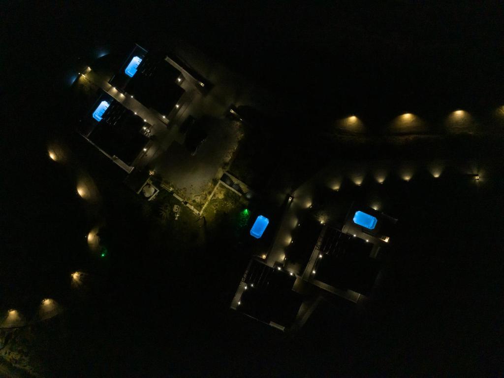 A bird's-eye view of Apartments Kalaitzakis with private pool