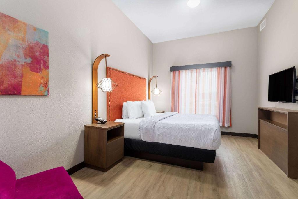 La Quinta Inn & Suites by Wyndham Augusta Fort Eisenhower - One-Bedroom King Suite - Non-Smoking