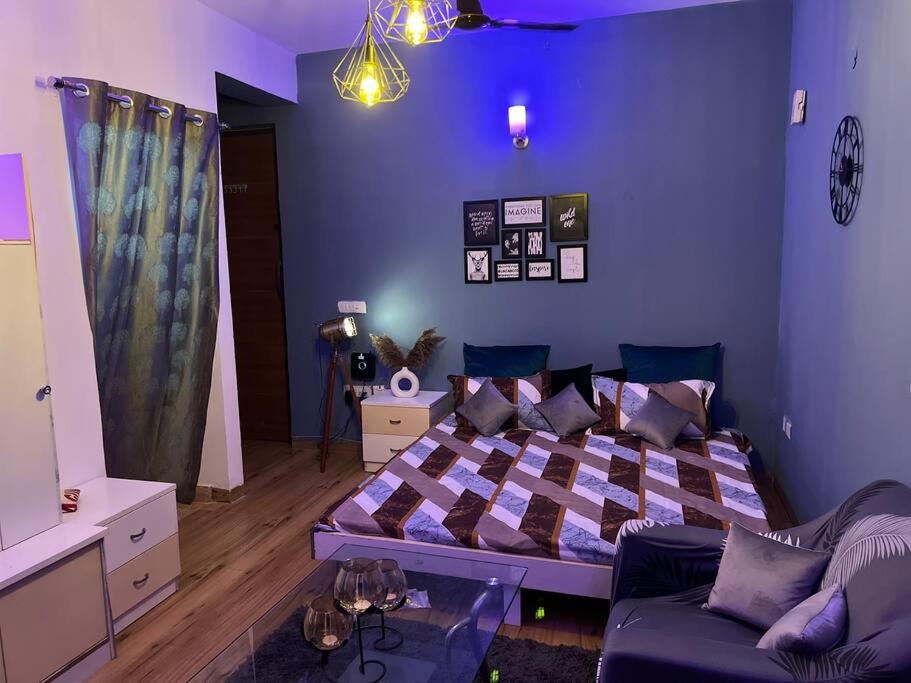 Apartamento Jubilant StudioHigh Rise private *studio* (India Noida