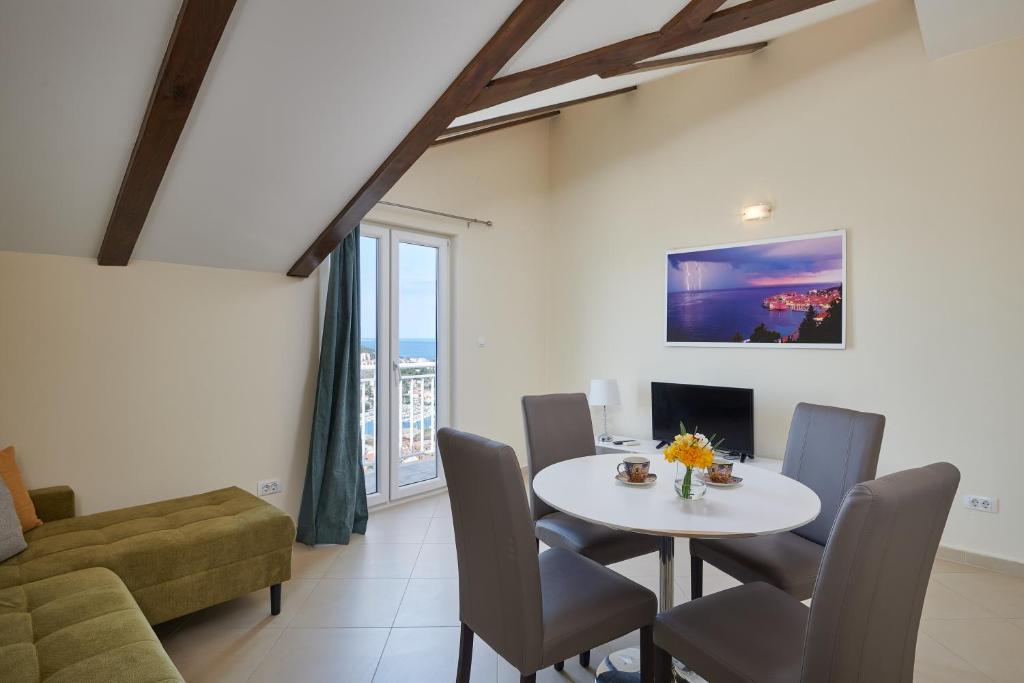 Posedenie v ubytovaní Dubrovnik View Apartments